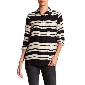 FRAME Essential striped silk blouse